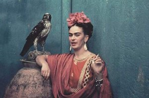 Фотографии из архива Фриды Кало отреставрируют