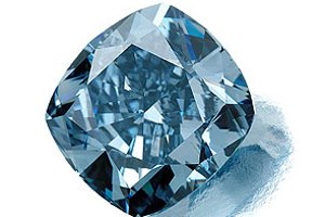 В ЮАР нашли редкий голубой алмаз ценой более $10 миллионов