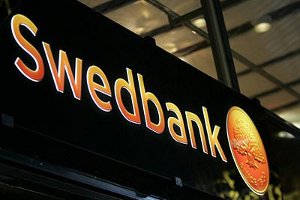 Swedbank рекомендует клиентам срочно закрыть счета и вклады в России