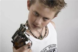 В США 11-летнего мальчика арестовали за хранение оружия