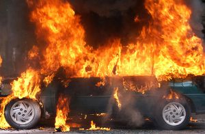В Германии сожгли авто главы ЕК по Греции
