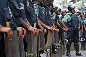Митинг в Бангладеш перешел в погромы