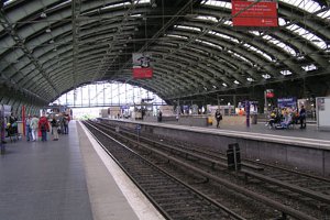 Бомба времен Второй мировой нарушила движение поездов в Берлине