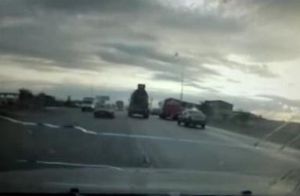 В Казахстане водитель-лихач гнал по встречной и сбил пешехода