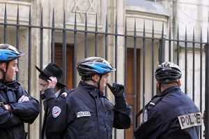 Во Франции полиция арестовала исламистов