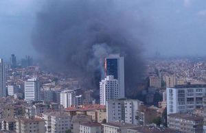 В Стамбуле загорелась 42-этажная высотка