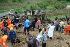 В Китае 18 детей похоронены заживо в грязевом озере