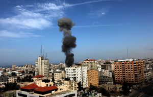 Перемирия не случилось: Израиль атаковал сектор Газа