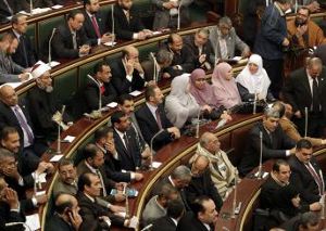 Законодательная власть в Египте передана парламенту