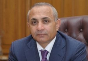 Спикер парламента Армении покинул пост перед выборами