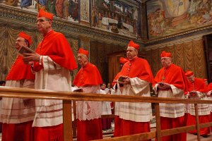 В Ватикане начинается процесс избрания нового Папы Римского