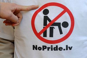 Закон о пропаганде гомосексуализма рассмотрят позже 