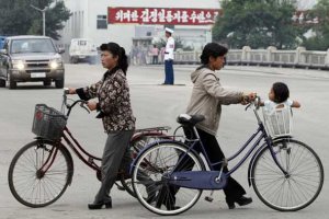 В Северной Корее женщинам запретили ездить на велосипеде