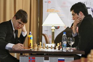 Владимир Крамник упустил победу на турнире претендентов на шахматную корону
