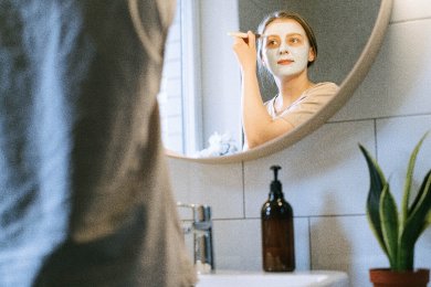 6 домашніх масок для обличчя для підліткової шкіри