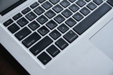 Очищення клавіатури ноутбука
