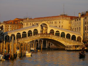 Достопримечательности Венеции: мост Риальти