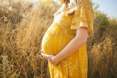 Як привітати з вагітністю своїми словами