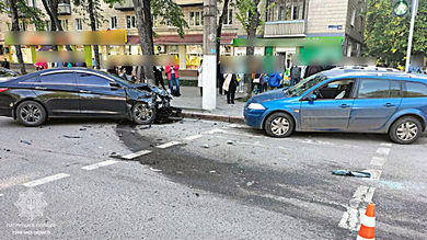 У Сумах в ДТП на перехресті постраждали два водії