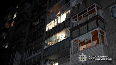 Сьогодні вночі ворог здійснив масовану атаку на обласний центр, постраждало щонайменше 15 людей