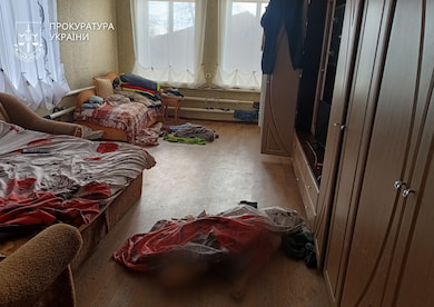 До восьми років за ґратами засудили глухівчанина, який на смерть забив цивільну дружину