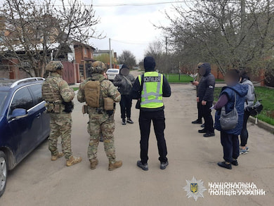 Судитимуть шахраїв, які під виглядом знайомств ошукали військовослужбовців на понад мільйон гривень