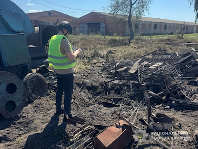 Щонайменше двоє людей загинули внаслідок ракетного удару по фермі в Піщанському старостаті