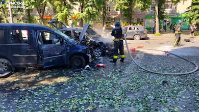 Унаслідок вранішньої ворожої атаки на центр Сум загинула щонайменше одна людина