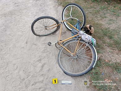 В Охтирці водій автомобіля збив літнього велосипедиста