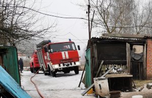 В Сумском районе из-за новогодней гирлянды вспыхнул пожар