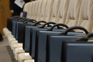 На Сумщине зарегистрированы 735 ячеек парламентских партий
