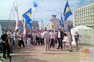 В Сумах протестуют против регионального языка