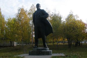 Сумчане интересуются судьбой 16-тонного памятника Ленину