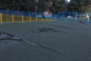 В Сумах планируют отремонтировать футбольную площадку школы № 27