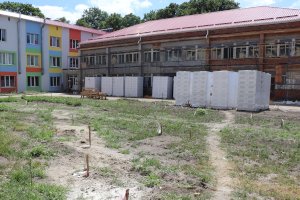 В Сумах полным ходом идет строительство уникального центра реабилитации детей