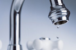 КП «Горводоканал» советует запасаться водой: временно останавливается Тополянский водозабор